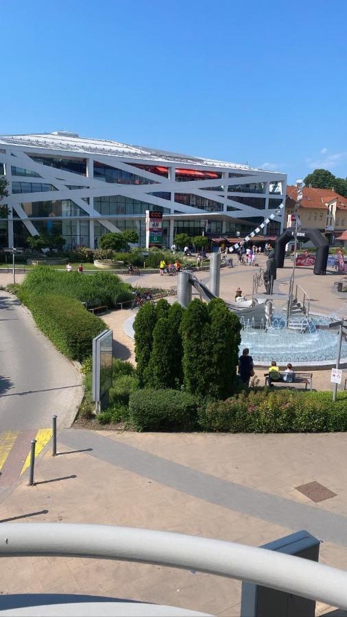 Mar Vartalak A Fo Teren Siófok Exterior foto